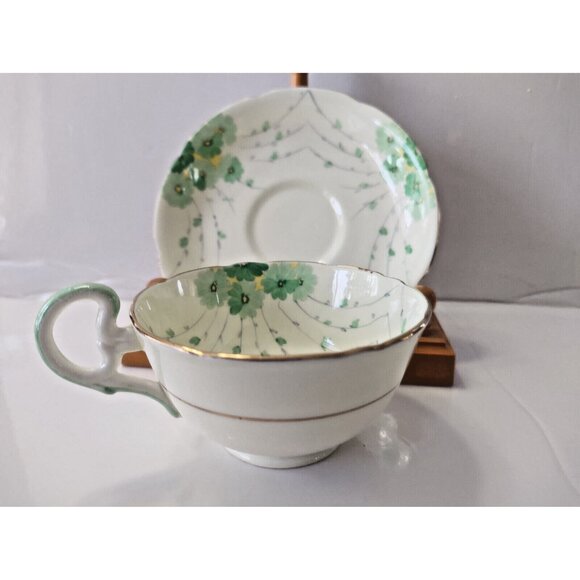 Rare Grafton Hand Painted Bone China Tea Cup & Saucer #6121 Green/Yellow - Picture 4 of 10